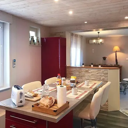 Holiday home Le Jas Des Vignes